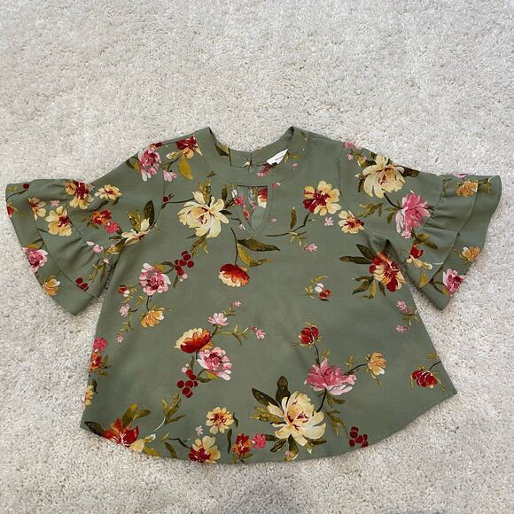 Urban Romantics Floral Boho Top Size M Ruffle Bell Sleeve - Picture 6 of 10